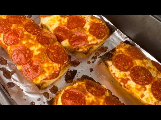 French Bread Pizza Recipe: 7 Delicious Variations to Try 1 french bread pizza recipe