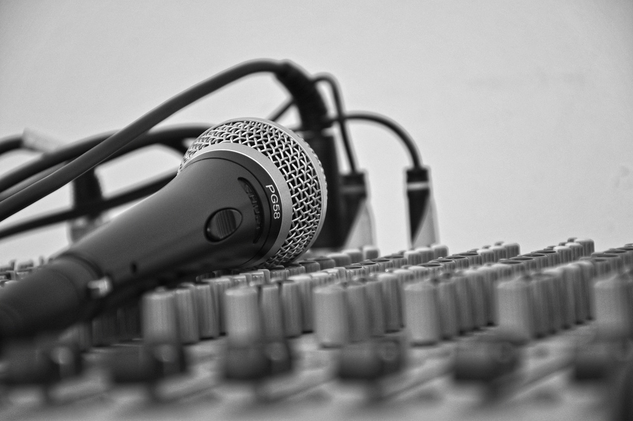 voices com