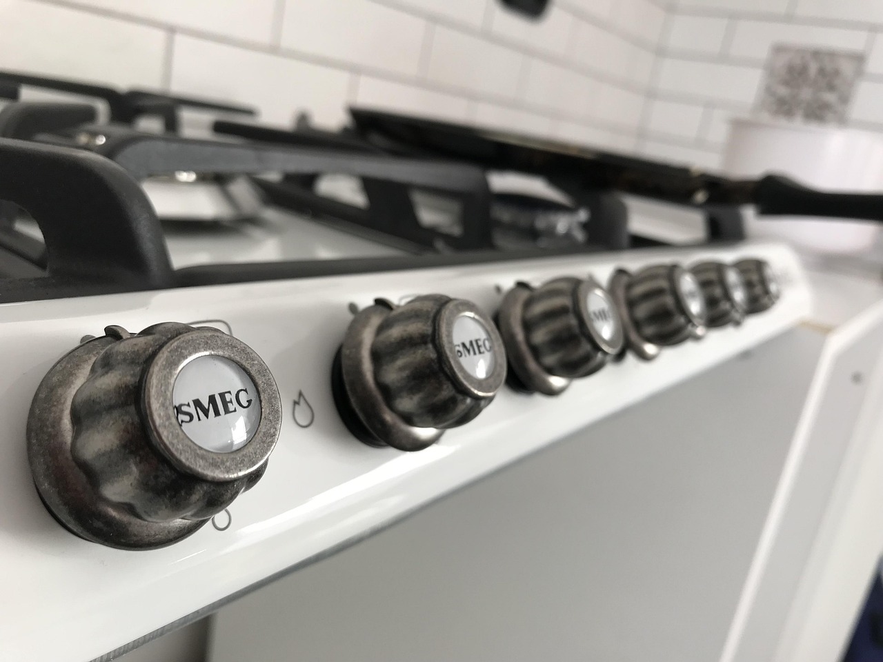 Smeg 5 trendiga apparater som revolutionerar ditt kök 1 smeg